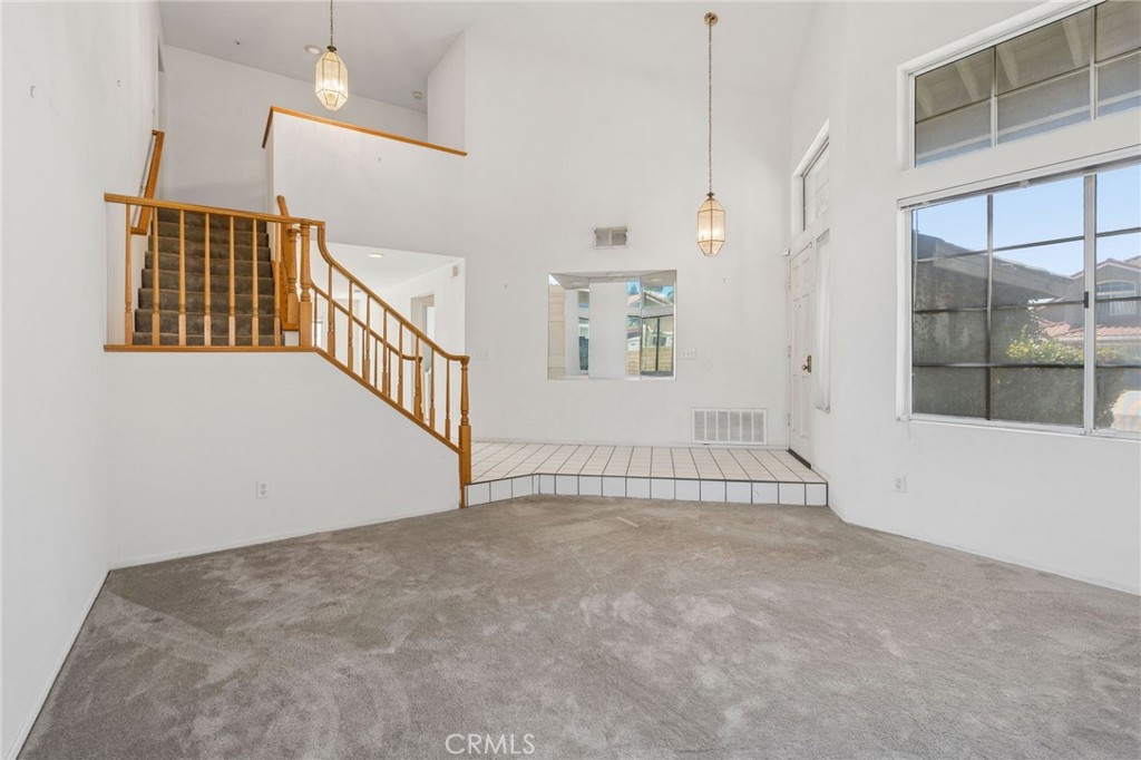 6613 Blanchard