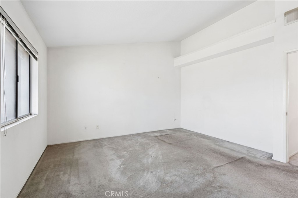 6613 Blanchard
