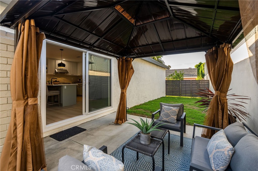2134 W 237th Street