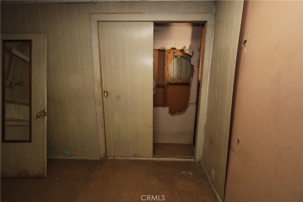 8511 Grand
