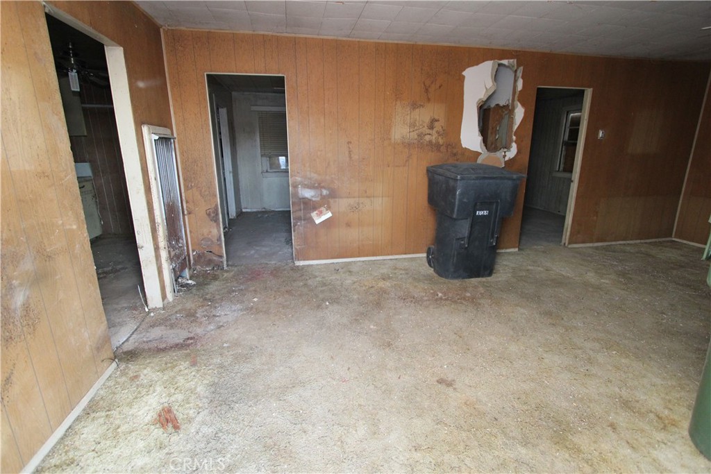 8511 Grand