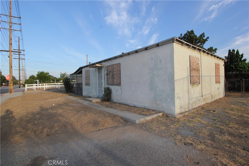 8511 Grand