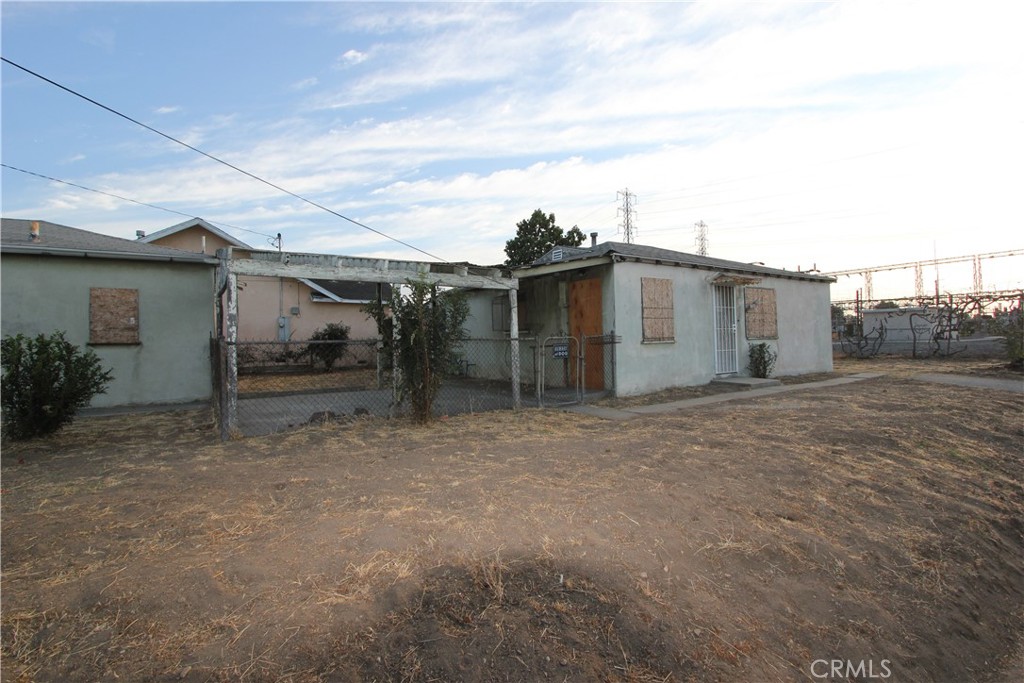 8511 Grand