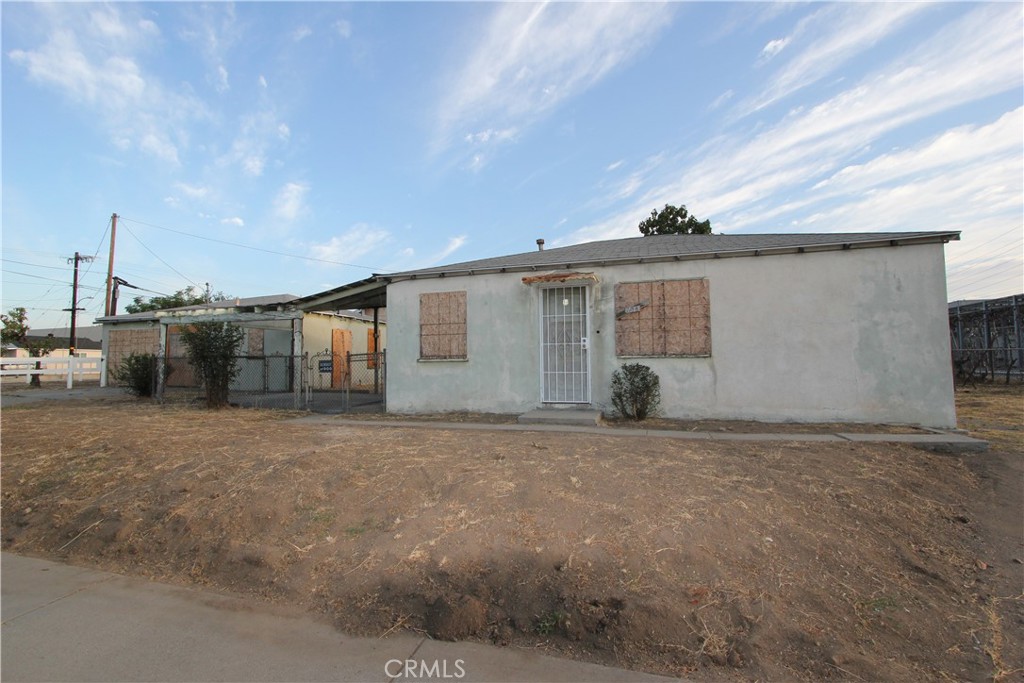 8511 Grand