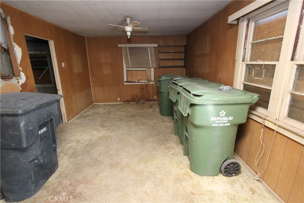 8511 Grand