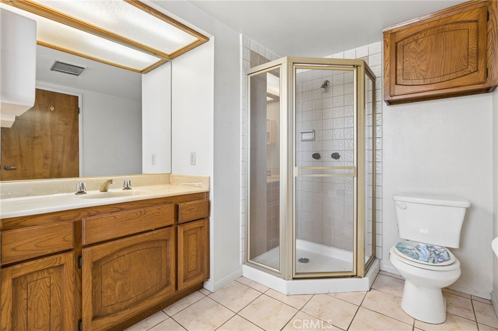 2431 Claremont