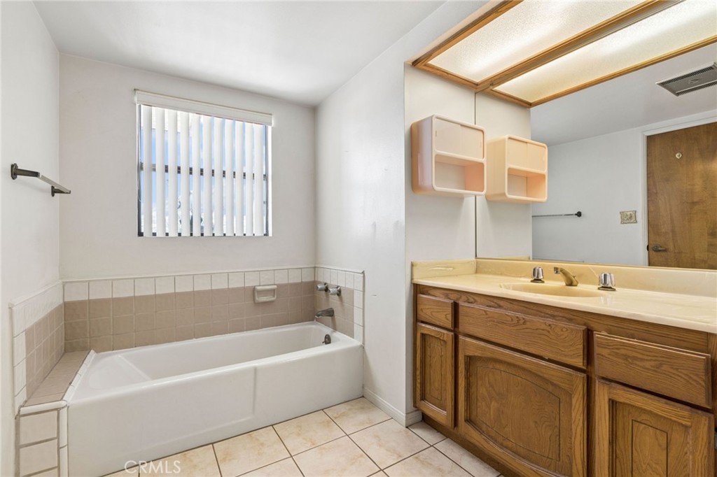 2431 Claremont