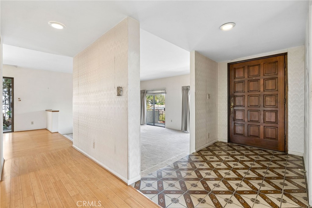 2431 Claremont