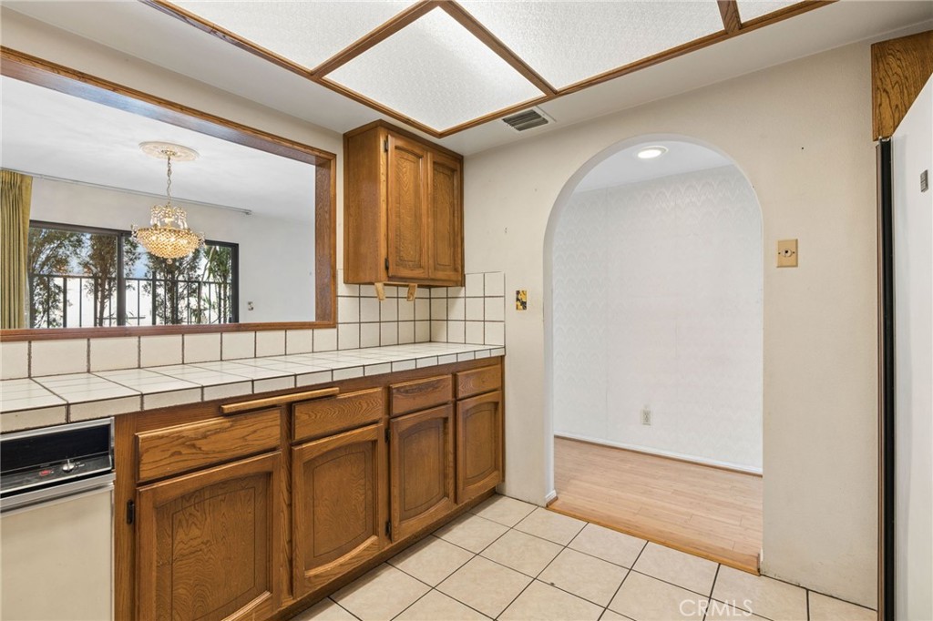 2431 Claremont