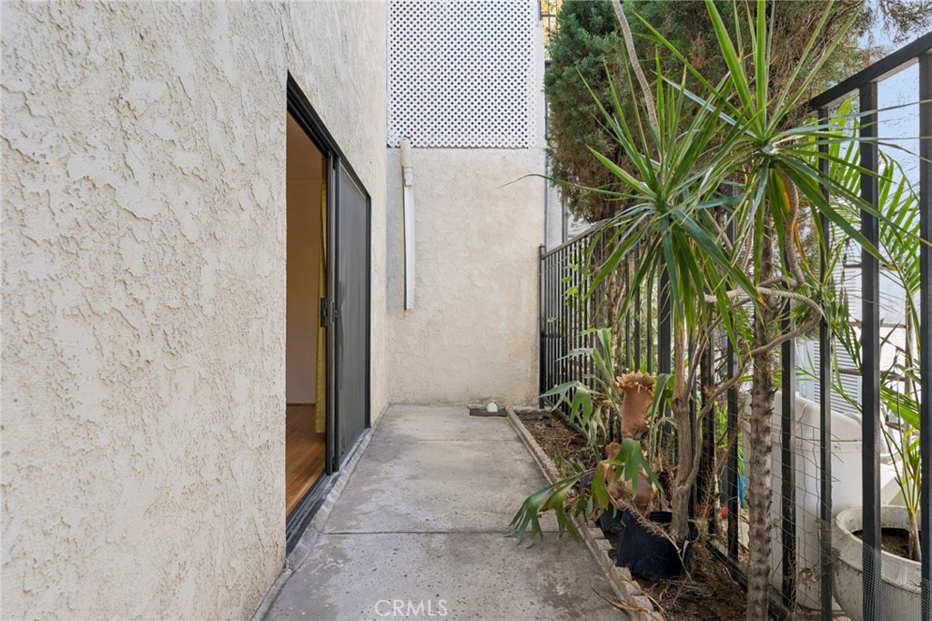 2431 Claremont