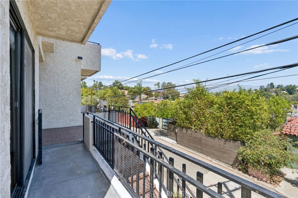 2431 Claremont