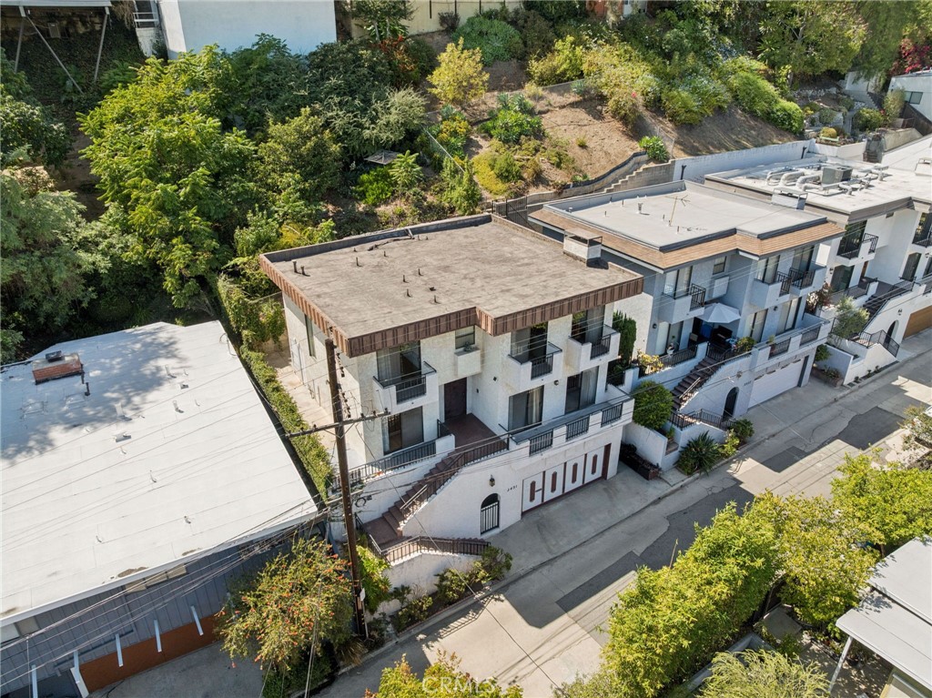 2431 Claremont