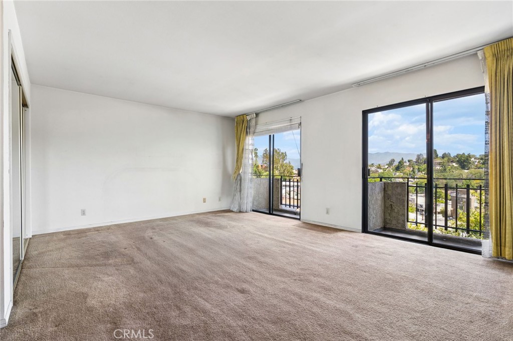 2431 Claremont