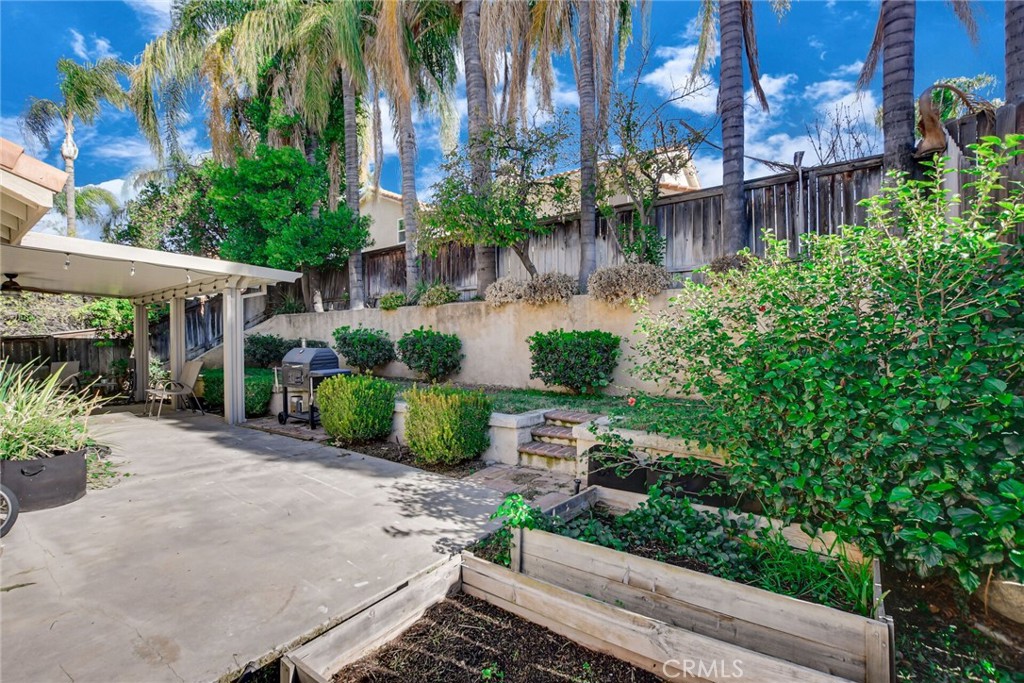 10437 Sandstone Court