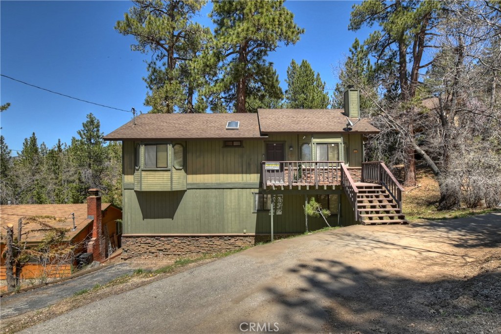 820 Villa Grove Avenue