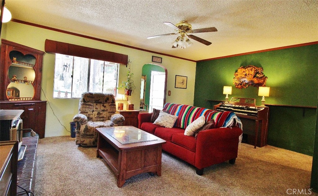 1317 E Big Bear Boulevard