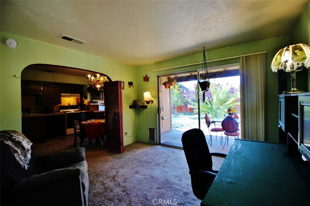 1317 E Big Bear Boulevard