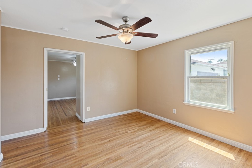 330 S Carmalita Street