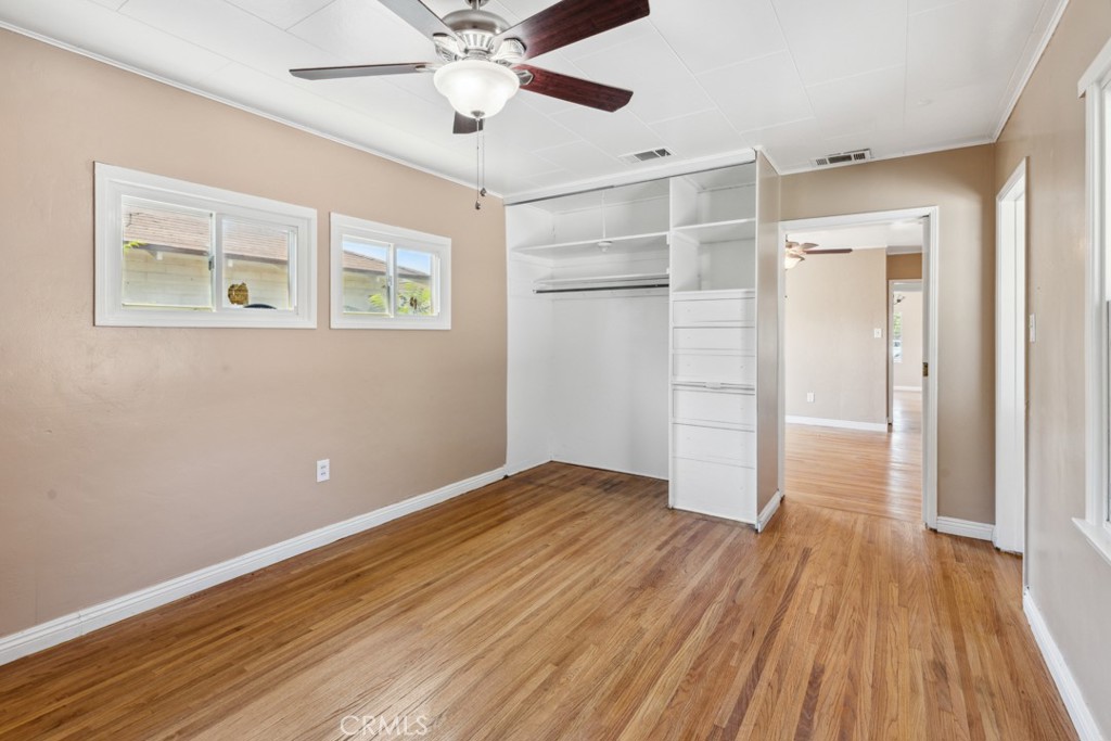 330 S Carmalita Street