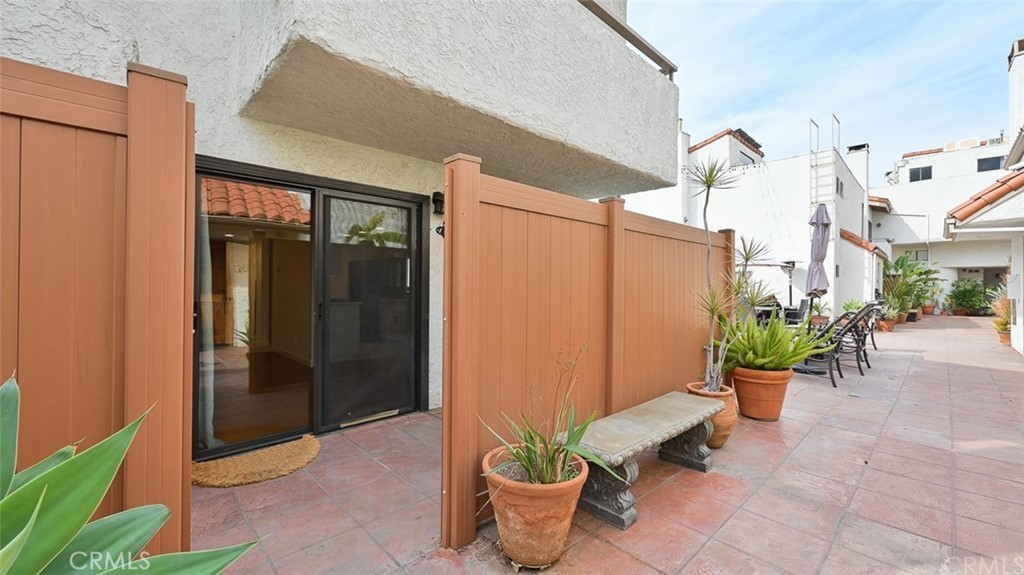 10926 Bluffside Drive 33