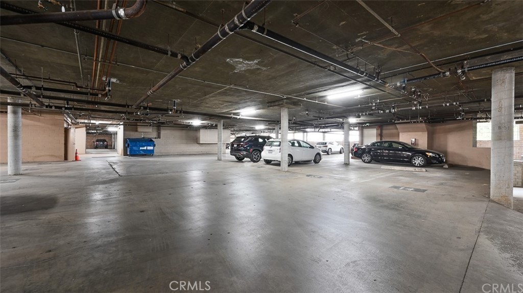 10926 Bluffside Drive 33