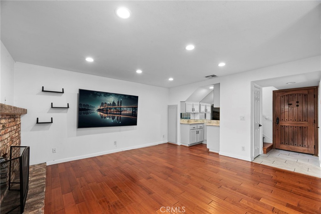 10926 Bluffside Drive 33