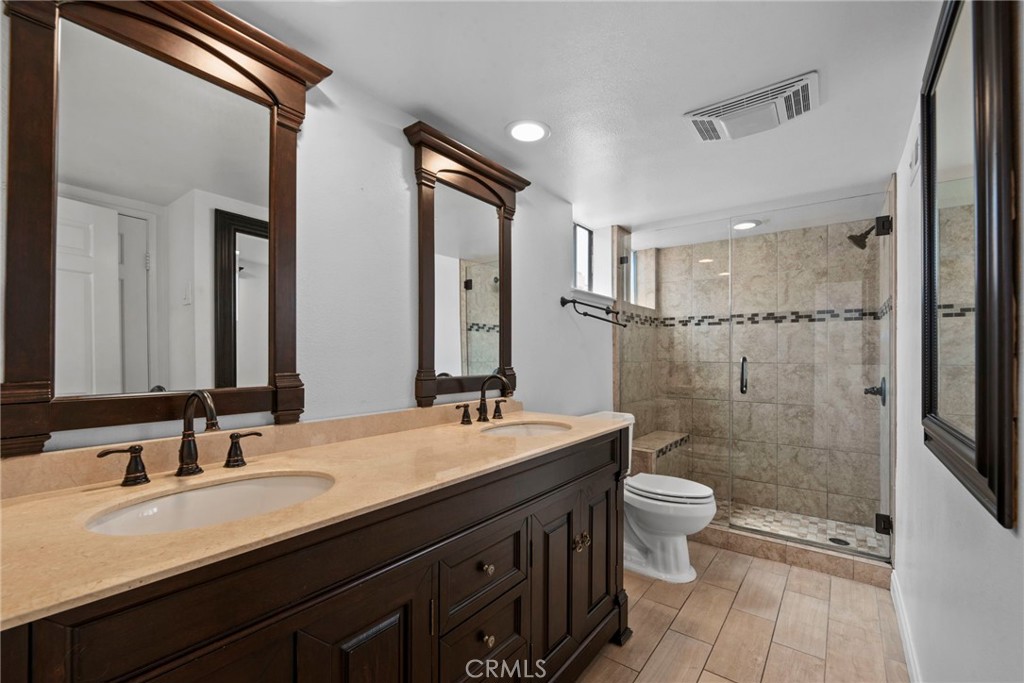 10926 Bluffside Drive 33