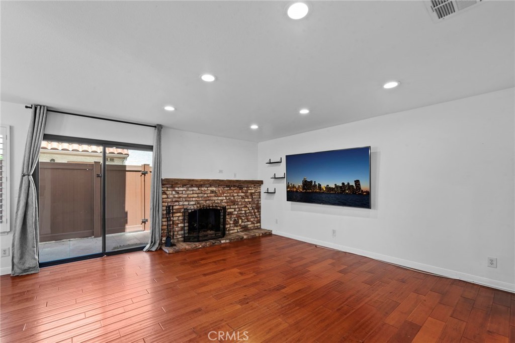 10926 Bluffside Drive 33