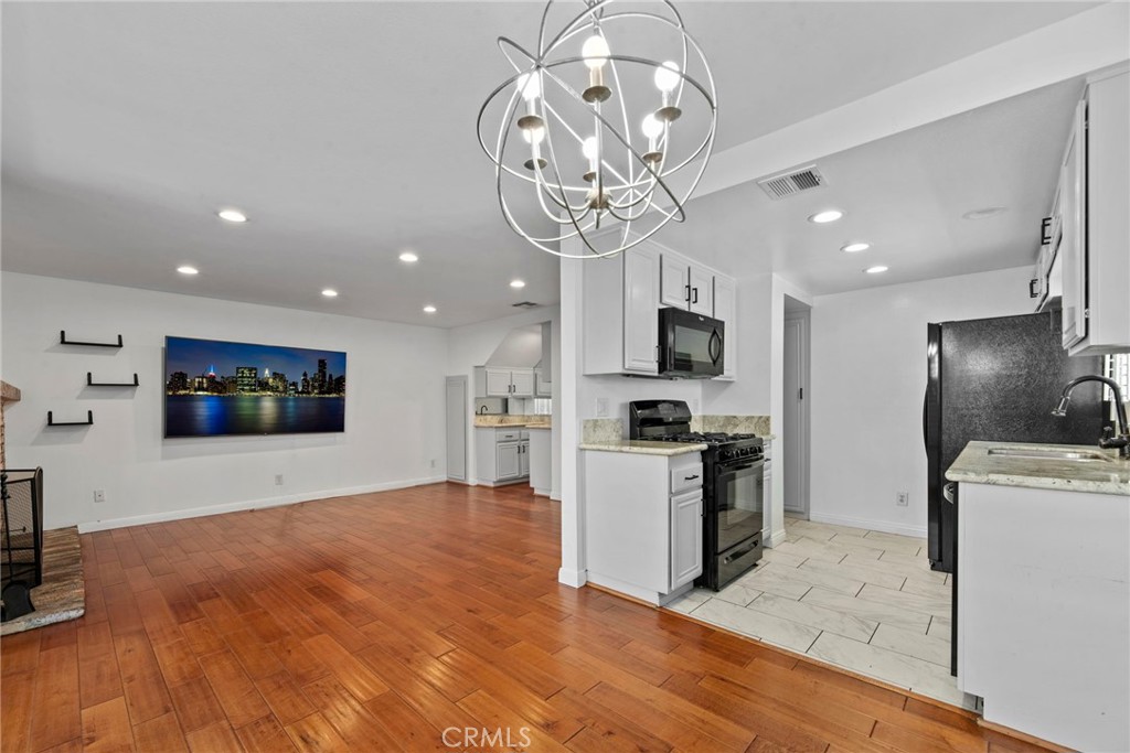 10926 Bluffside Drive 33