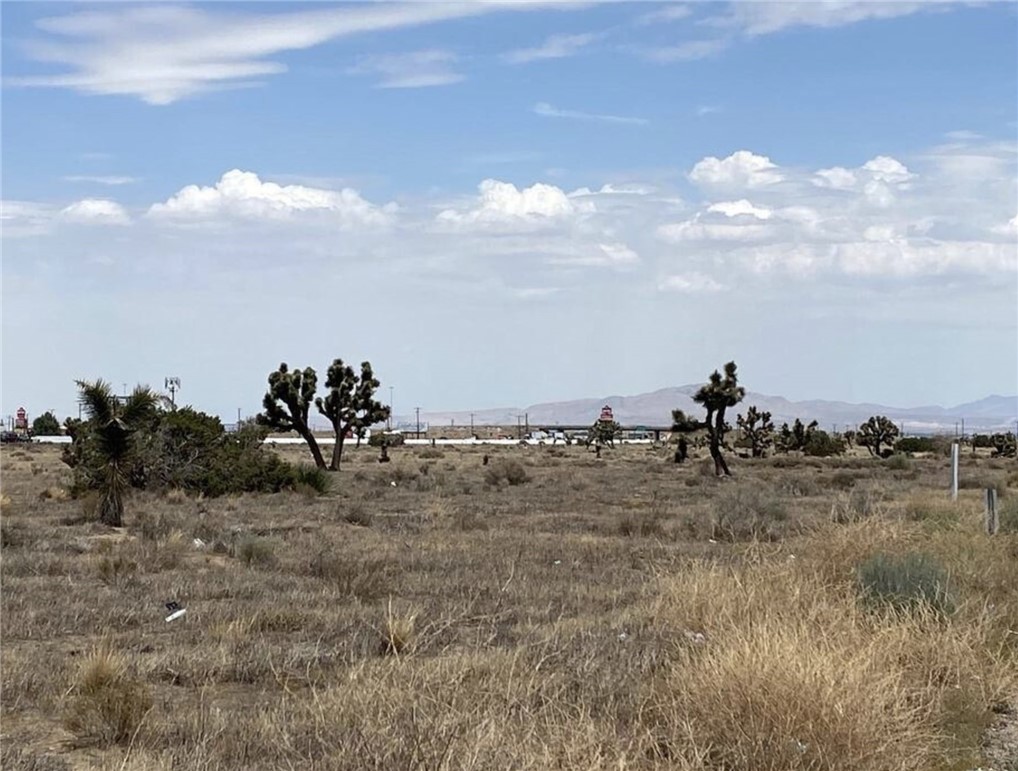 0 Yermo Road