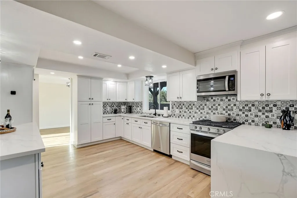 12757 Rain Shadow Road