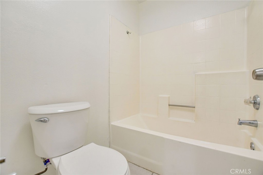 12407 Teakwood Avenue