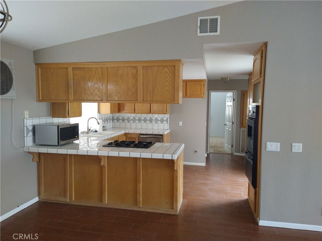 12685 Iroquois Road