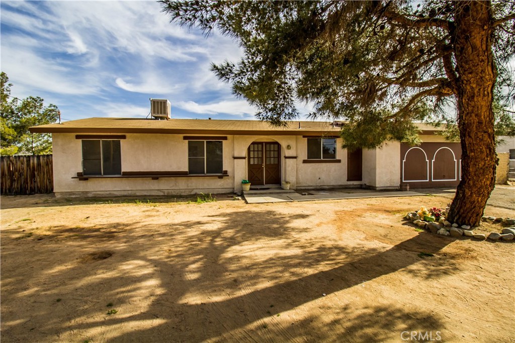 18537 Westlawn Street