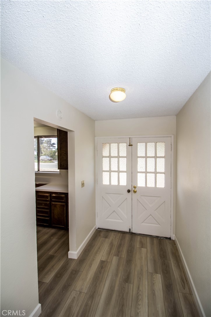 18537 Westlawn Street