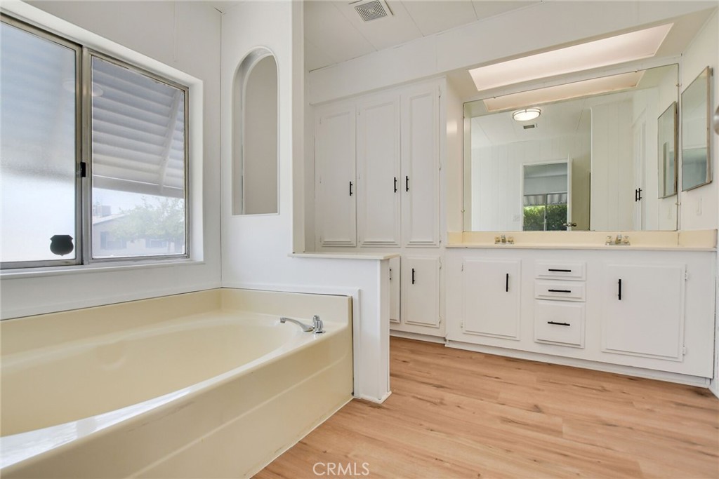 16318 Wimbleton Drive