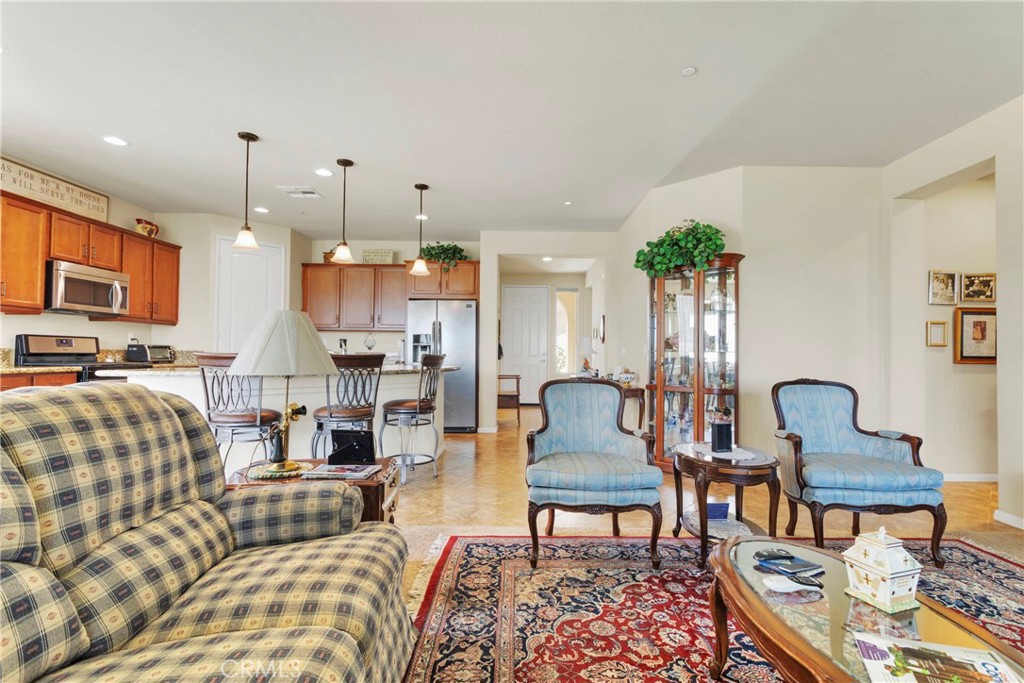 10975 Katepwa Street