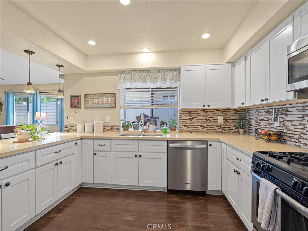 12839 Autumn Leaves Avenue