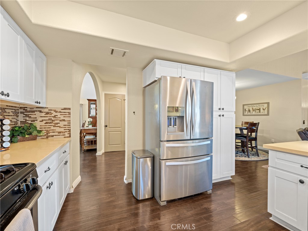 12839 Autumn Leaves Avenue