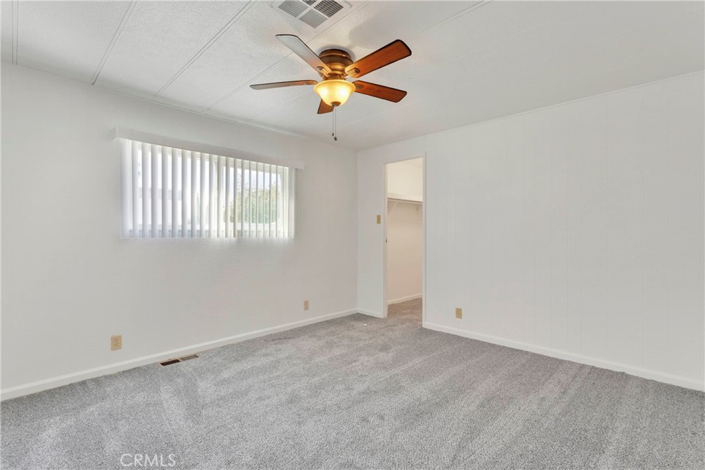 15252 Seneca Road 100