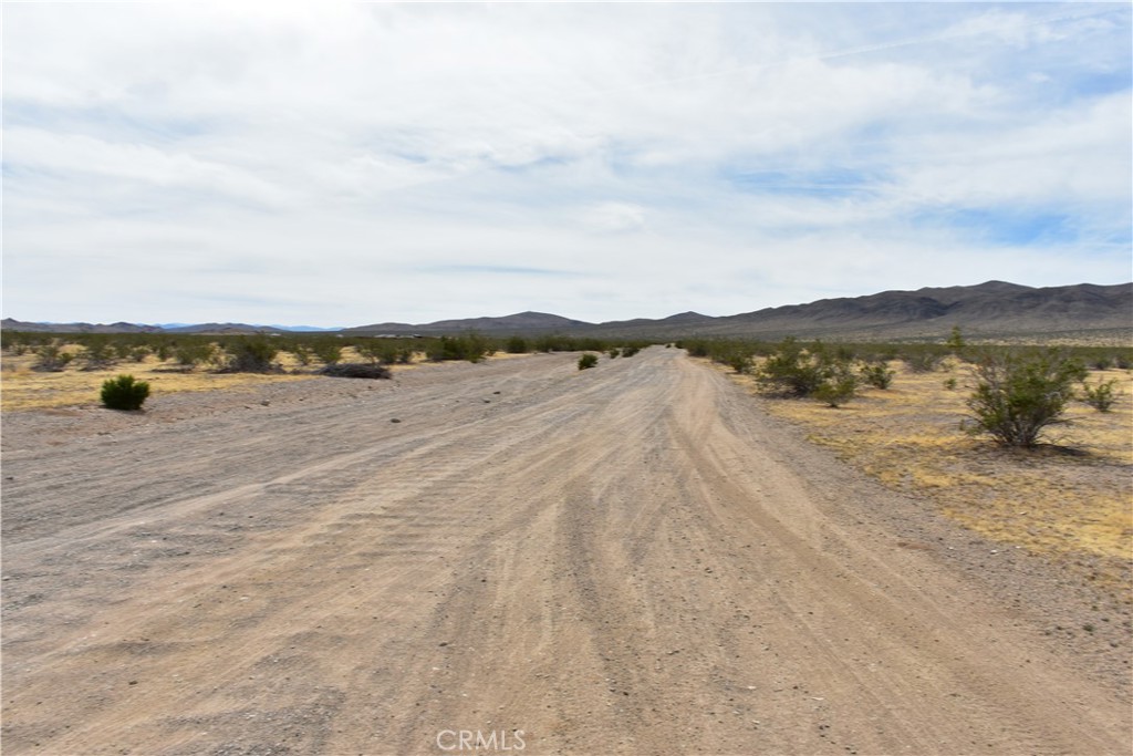 0 Frontier Rd-18