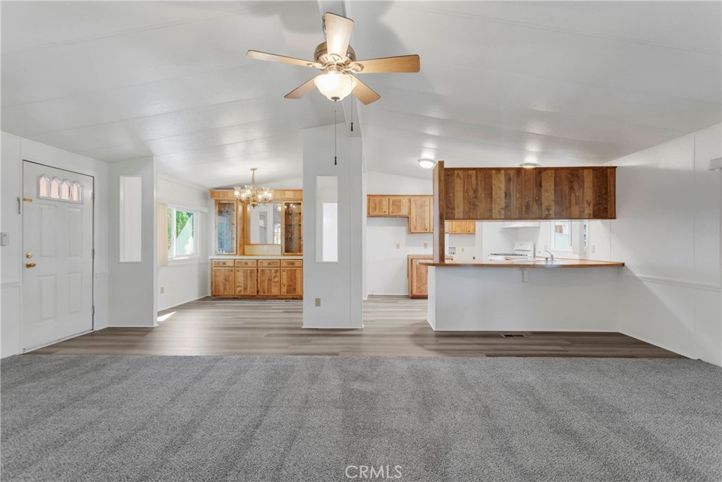 15252 Seneca Road 317