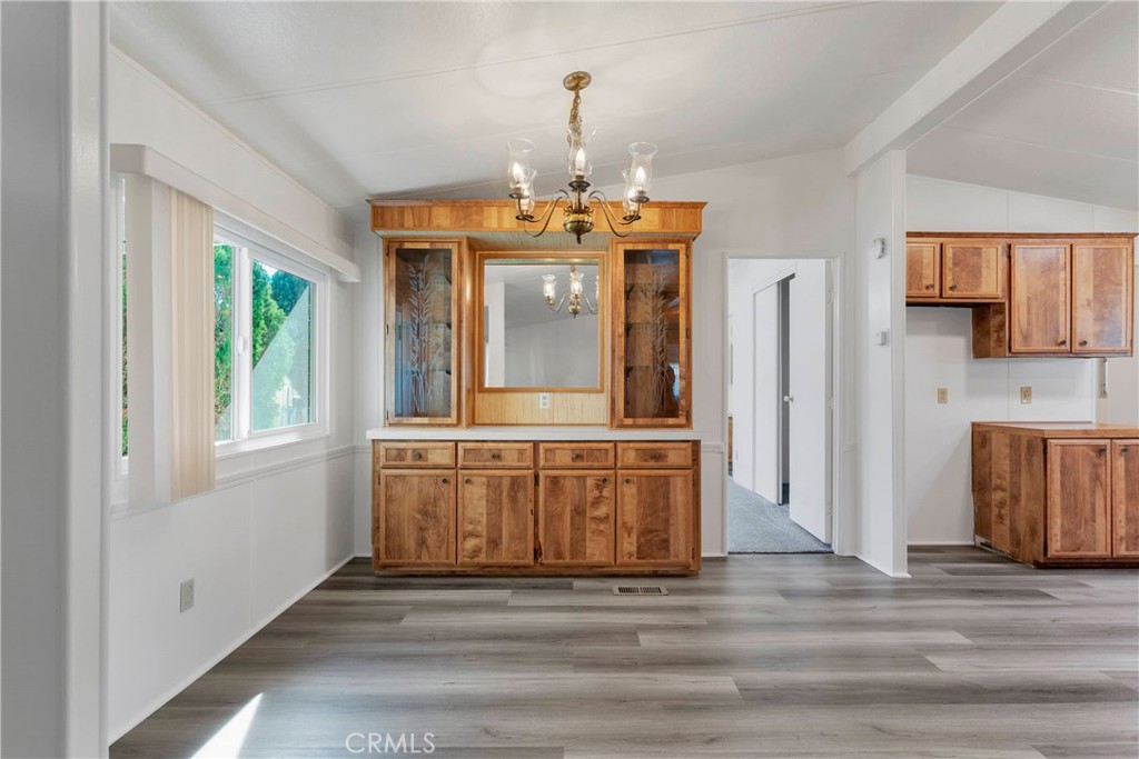 15252 Seneca Road 317