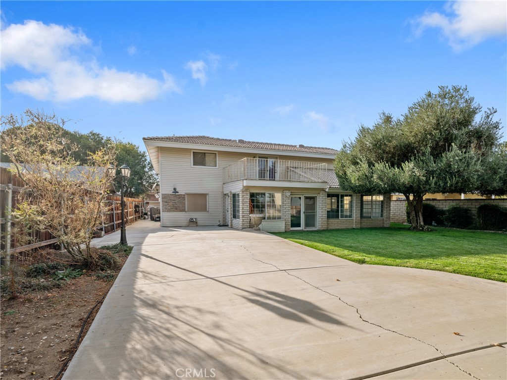 13085 Rolling Ridge Drive