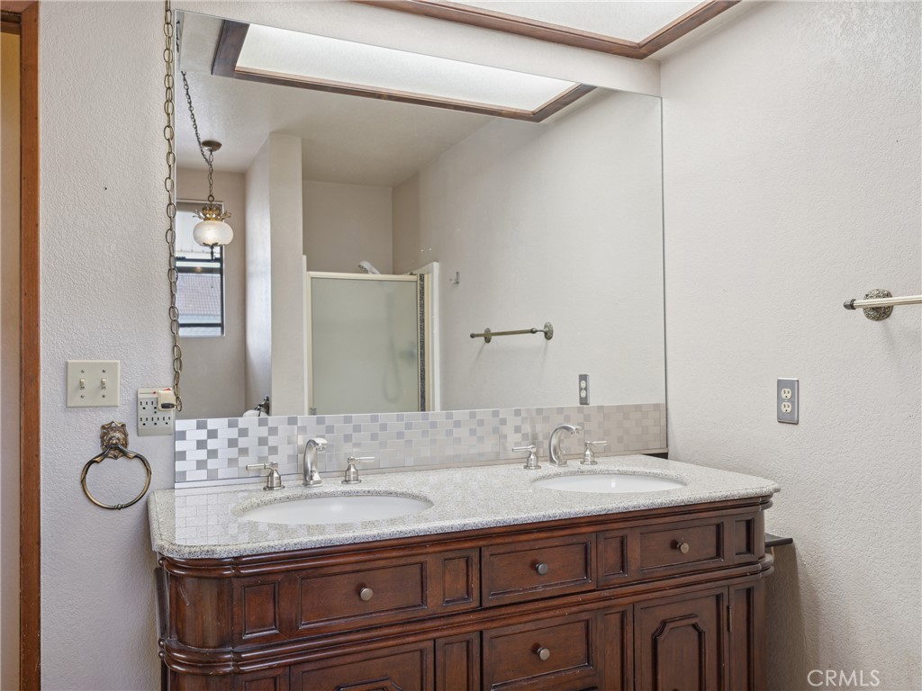 13085 Rolling Ridge Drive