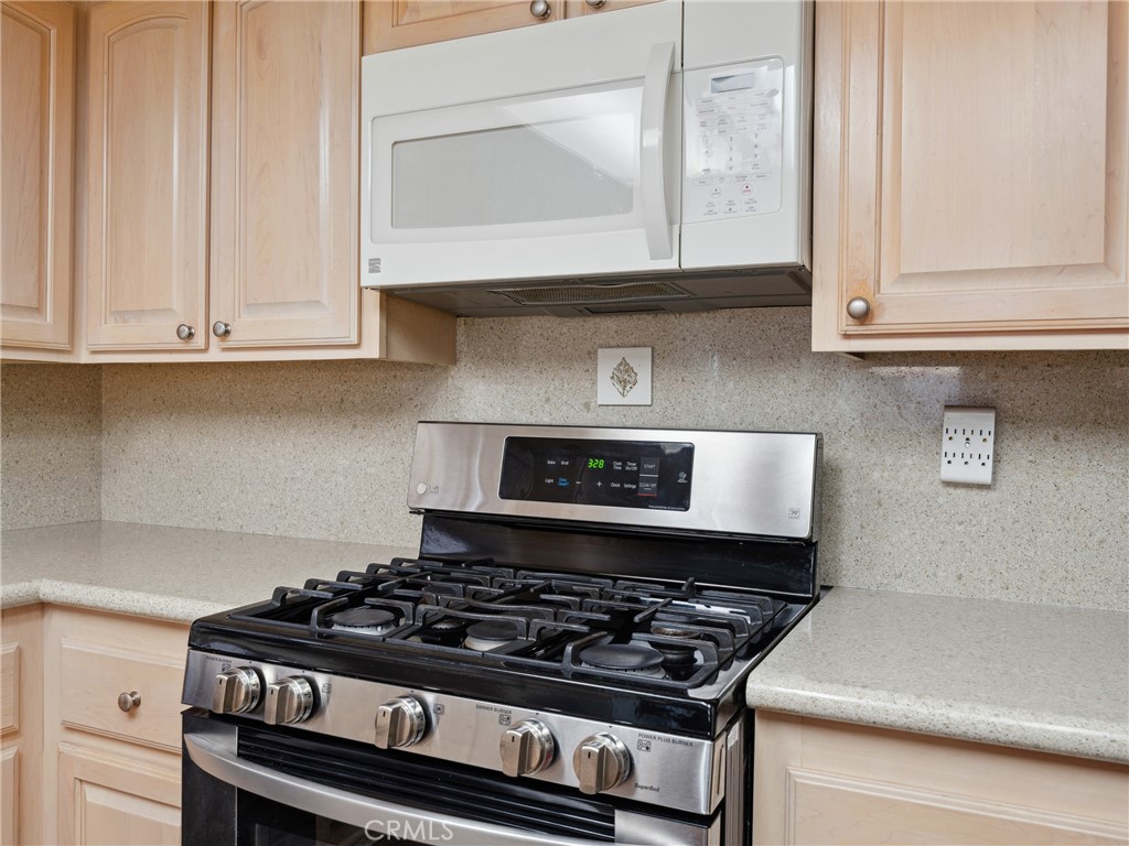 13085 Rolling Ridge Drive