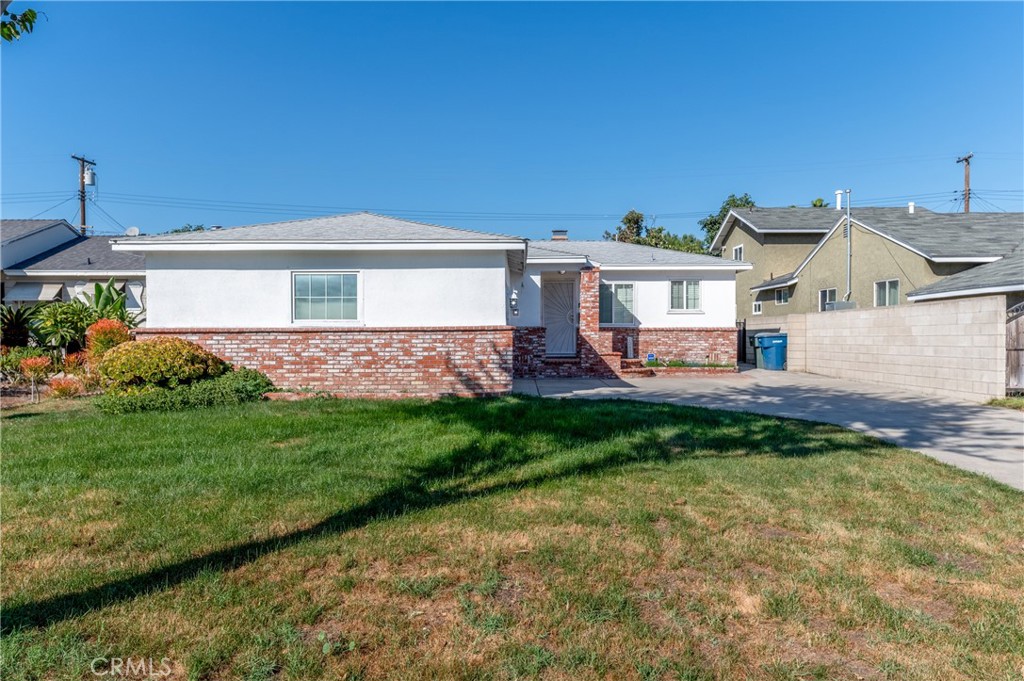 10457 Hopland Street