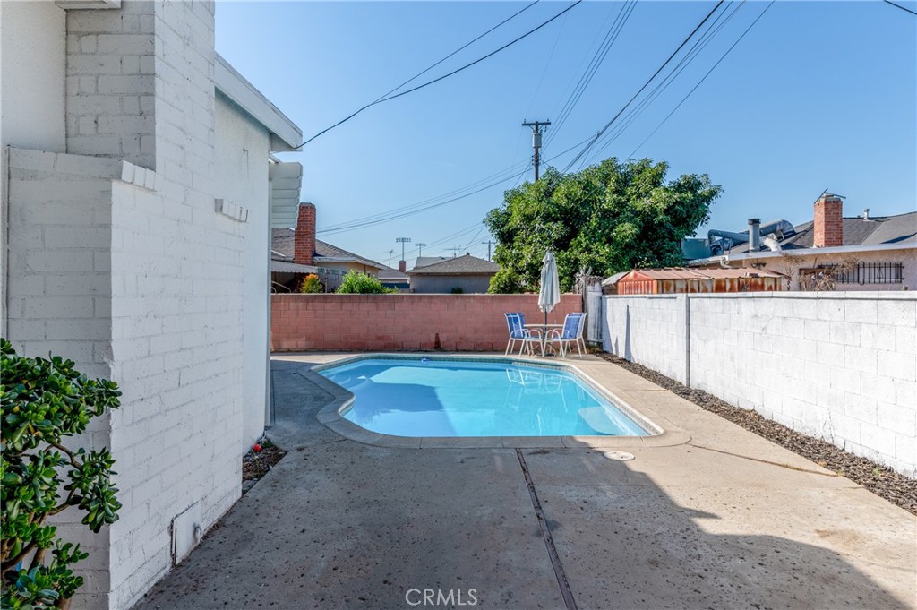 10457 Hopland Street