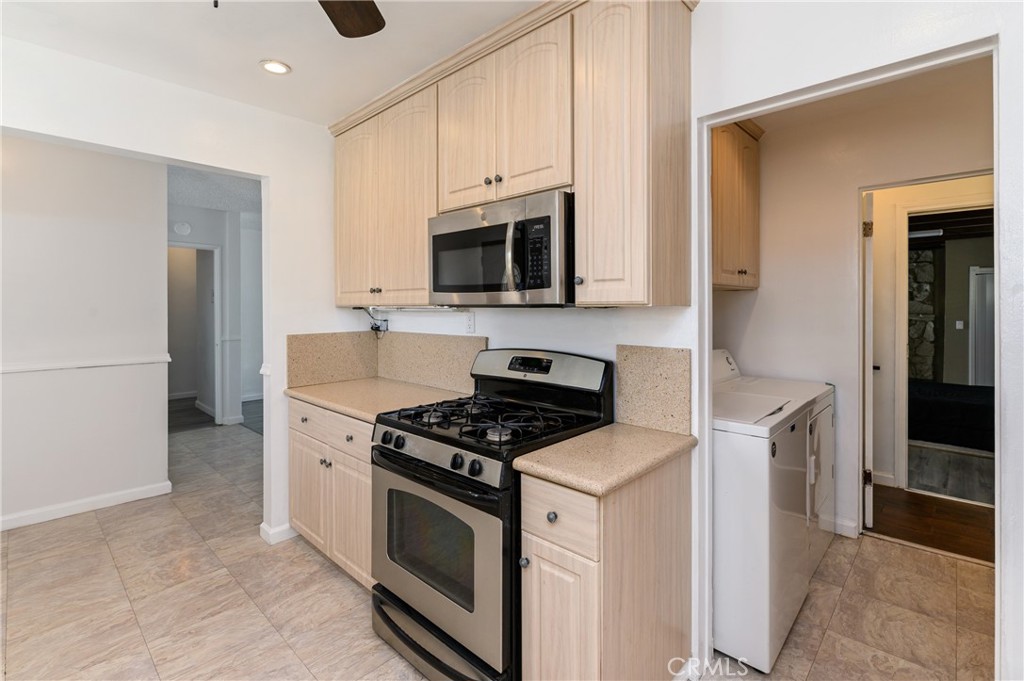 10457 Hopland Street