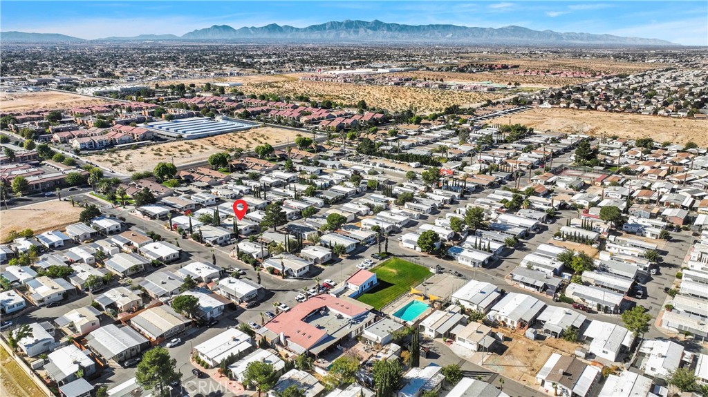 15252 Seneca Road 27